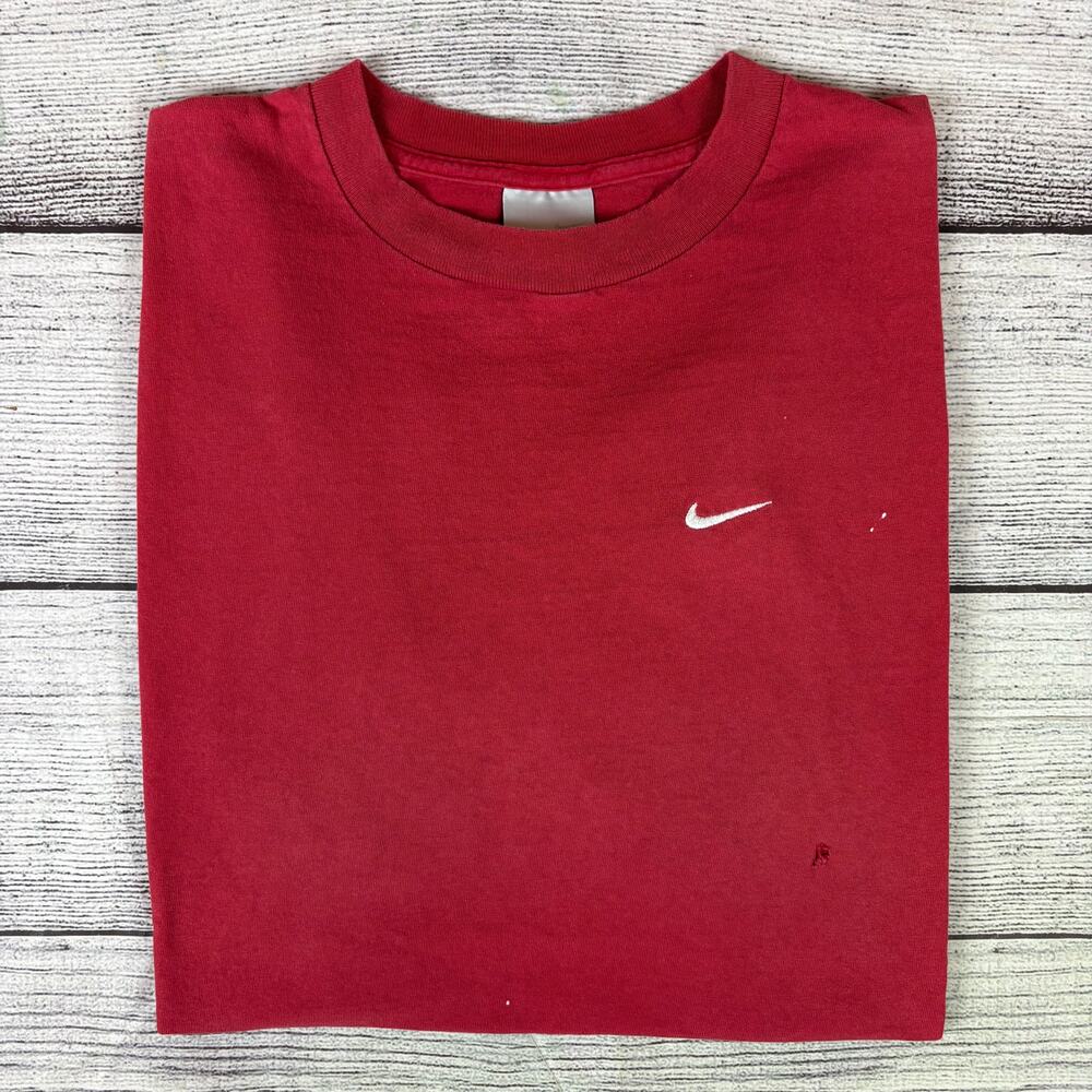 Vintage 1990s Nike Silver Tag Essential Distressed T-shirt
